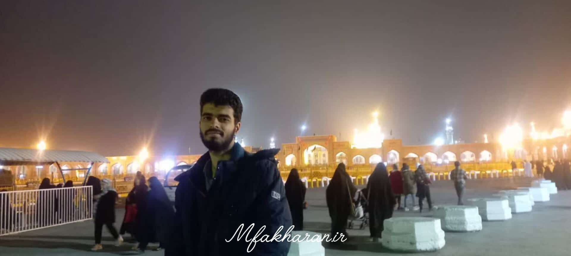 پس‌زمینه هدر درباره مهدی فخاران
